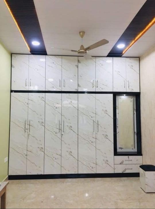 Elegant Ceiling Design